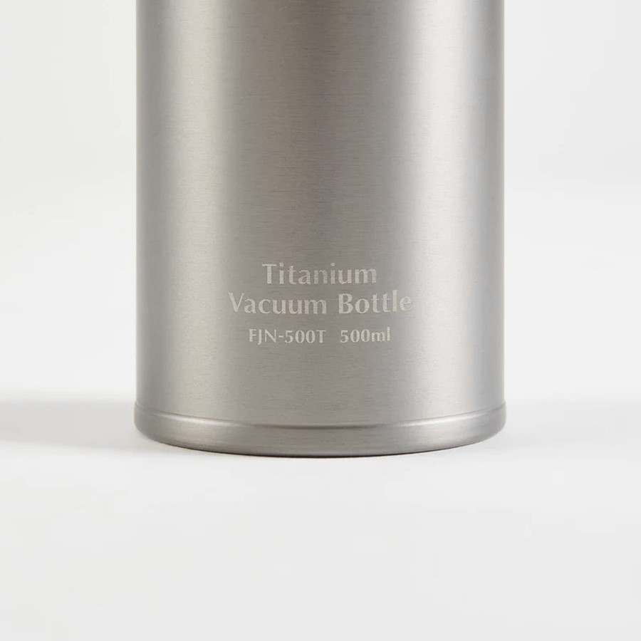 Термос для напитков THERMOS FJN-500 Titanium